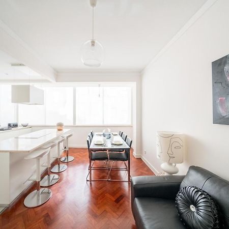 Central Family And Executive Apartment Lisbona Esterno foto