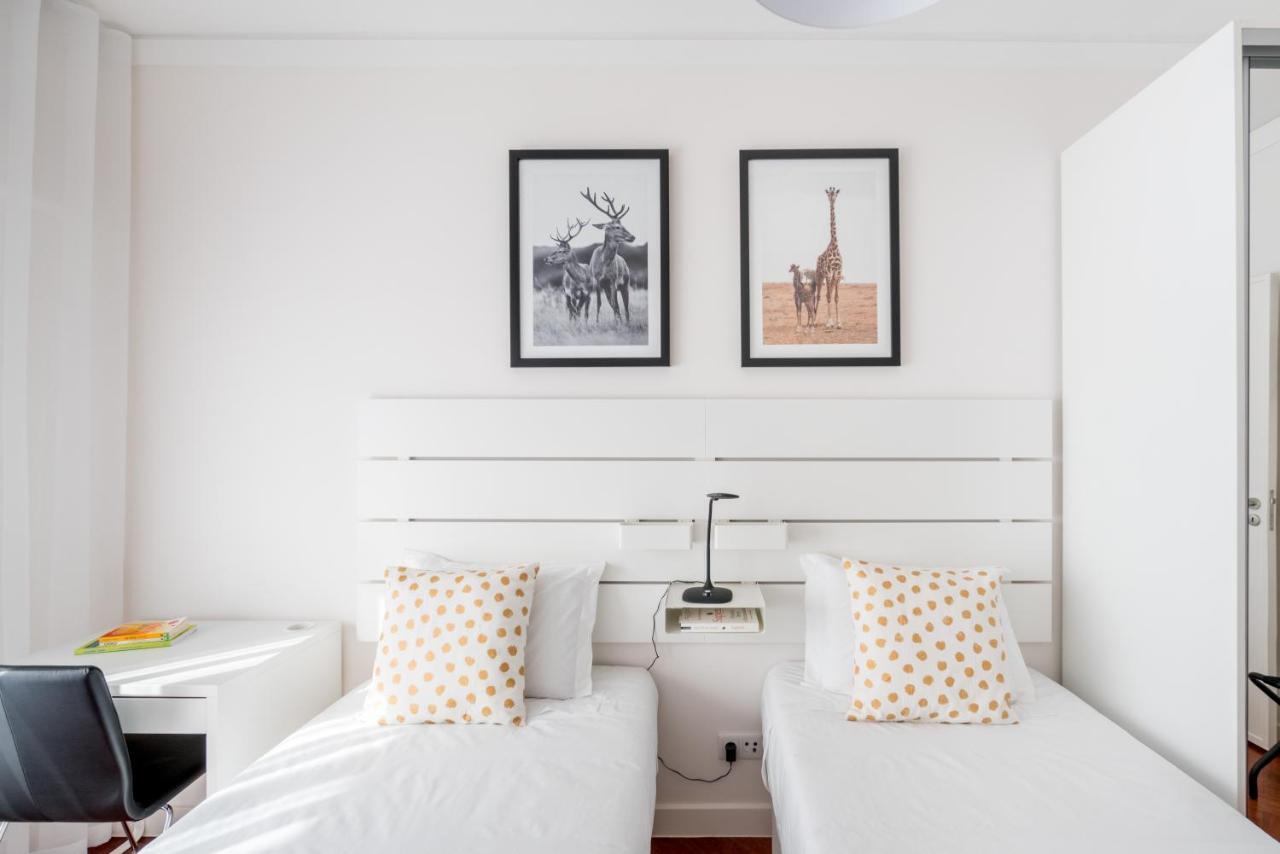 Central Family And Executive Apartment Lisbona Esterno foto